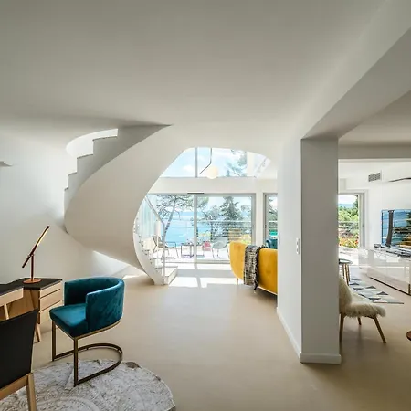 Apartment Vue Des Anges,breathless Views Over Baie Des Anges *