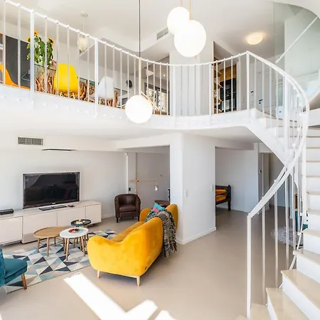 Apartment Vue Des Anges,breathless Views Over Baie Des Anges Nizza