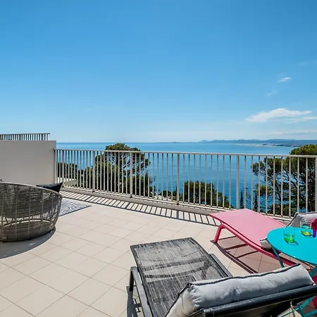 Vue Des Anges,breathless Views Over Baie Des Anges Nizza